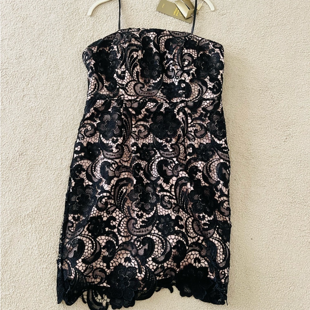 Nwt stunning black lace strapless dress size XL. Great for the holidays! - Picture 2 of 8